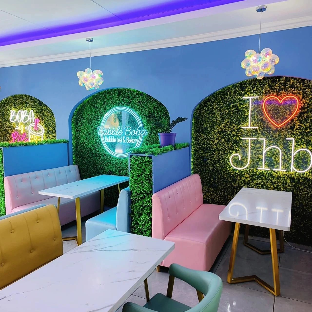 Delicious Boba Drinks at Bubble Boba